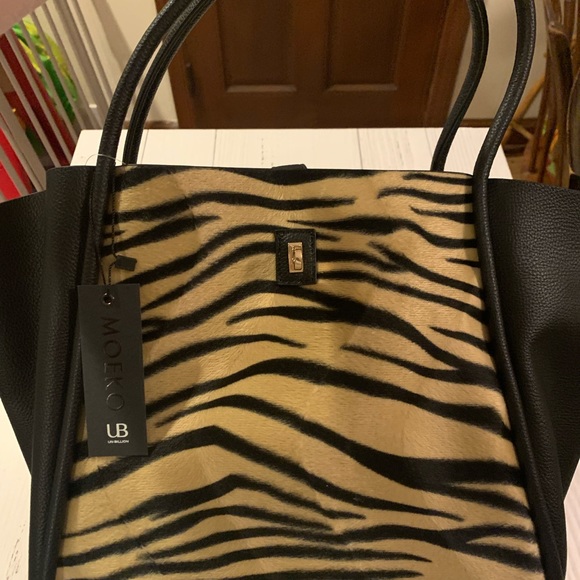 UN BILLION Large Zebra striped tote bag π€ - Picture 6 of 7